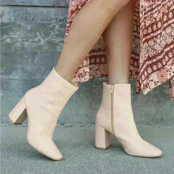Lulus Shoes - NWOB Lulu’s My Generation Pale Pink Crocodile High Heel Mid-Calf Boots Size 7
